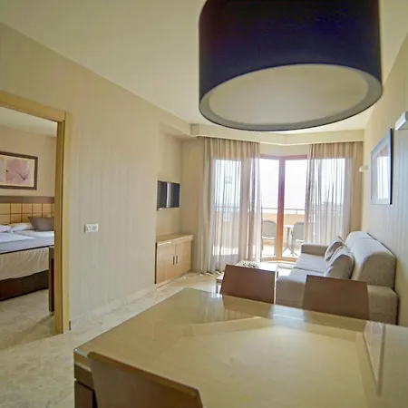 World Polynesia Hotel 4*