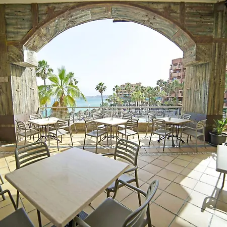 Hotel World Polynesia 4*