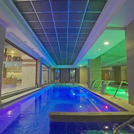 World Polynesia 4* 베날마데나코스타
